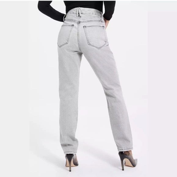Good American Light Gray Straight Leg Jeans - Picture 3 of 8